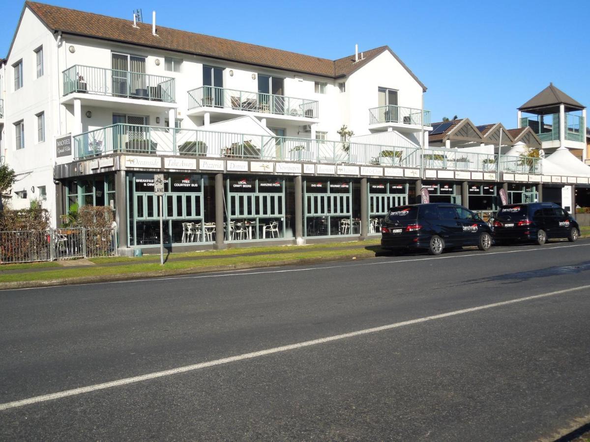 Oceanside Hawks Nest Hotell Exteriör bild